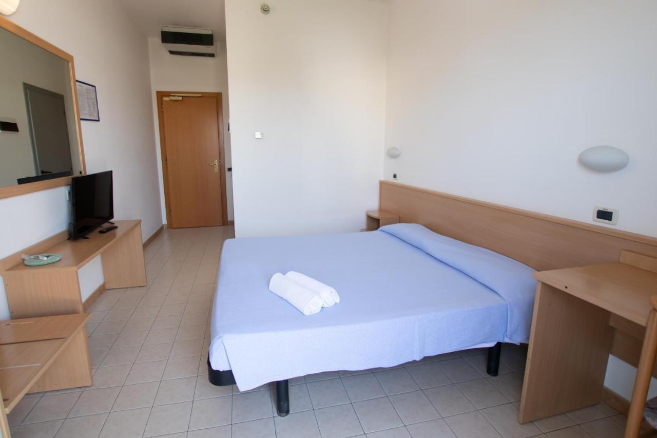 Piccolo Hotel Ravenna Bagian luar foto
