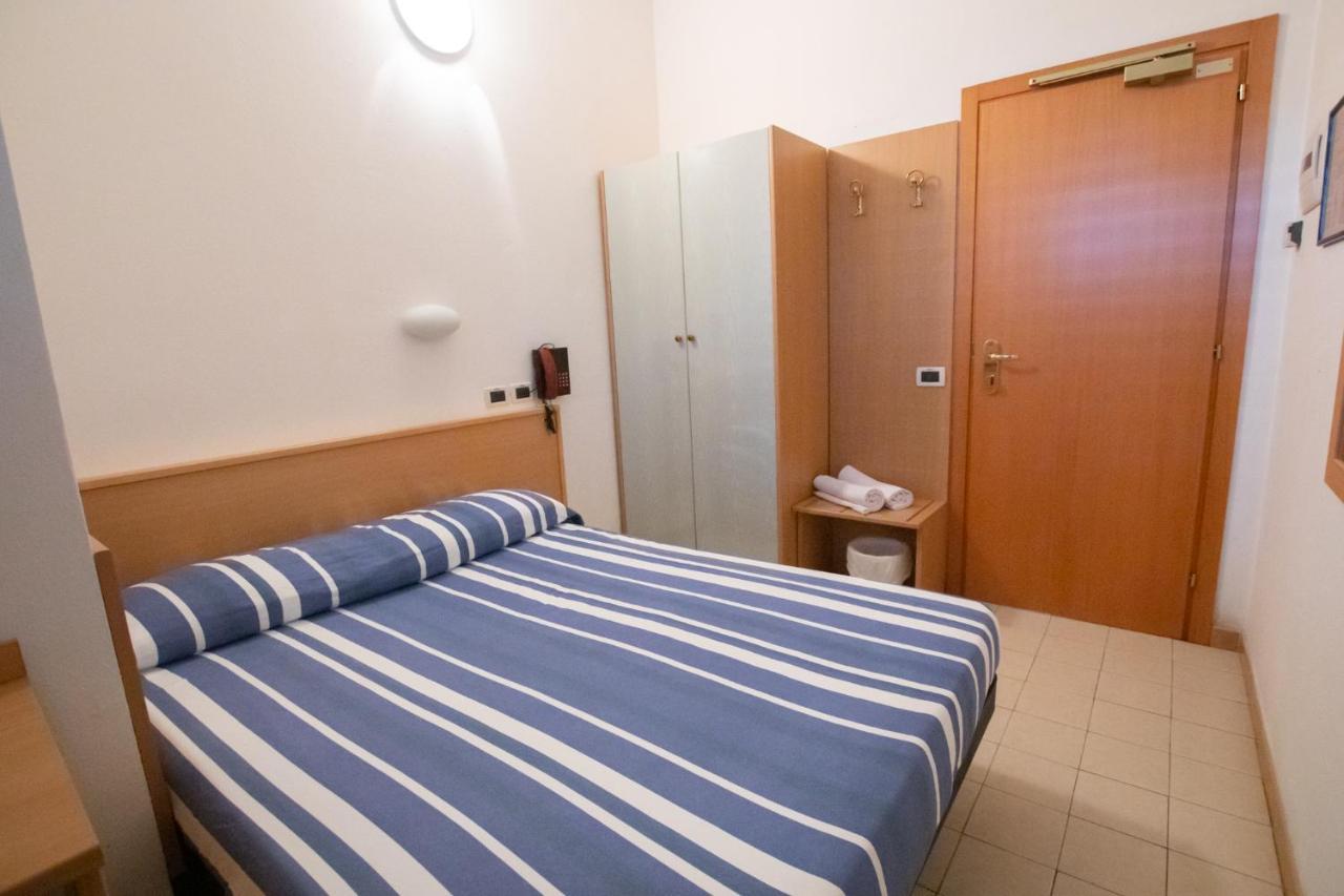 Piccolo Hotel Ravenna Bagian luar foto